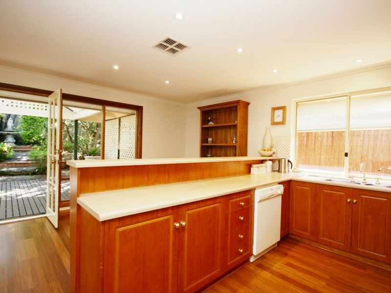 98 Thornton Drive, Greenwith SA 5125