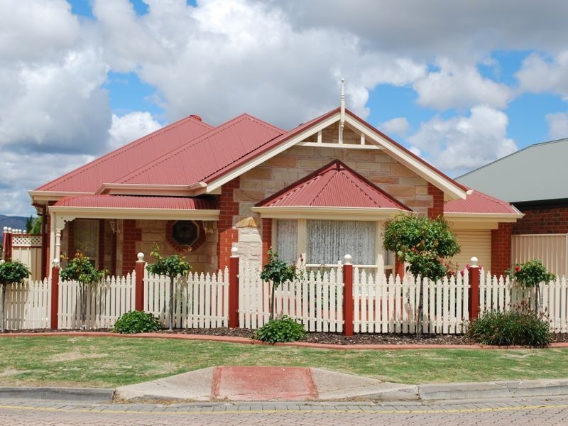 11 Chatswood Grove, Golden Grove SA 5125