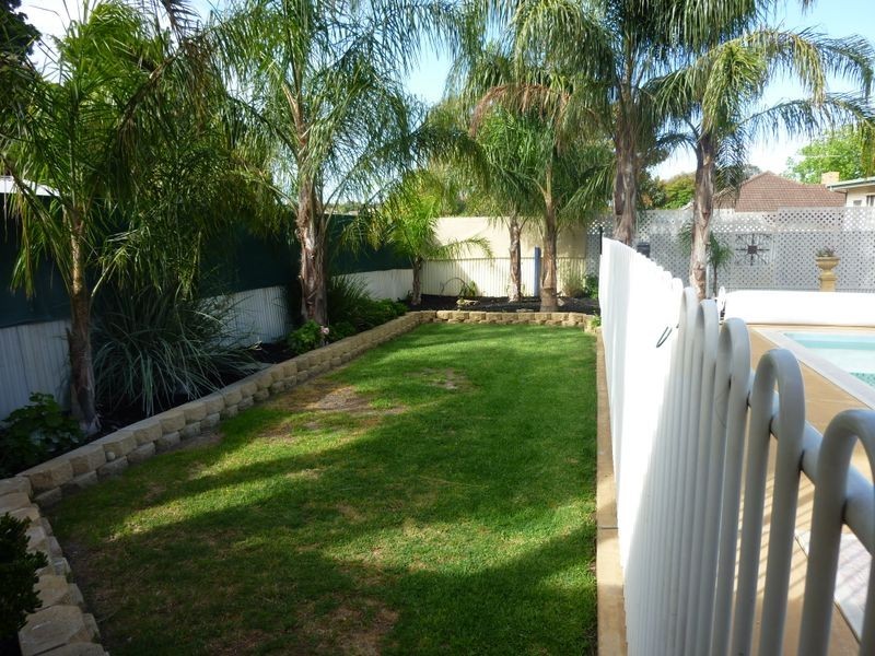 20 Walkleys Road, Valley View SA 5093