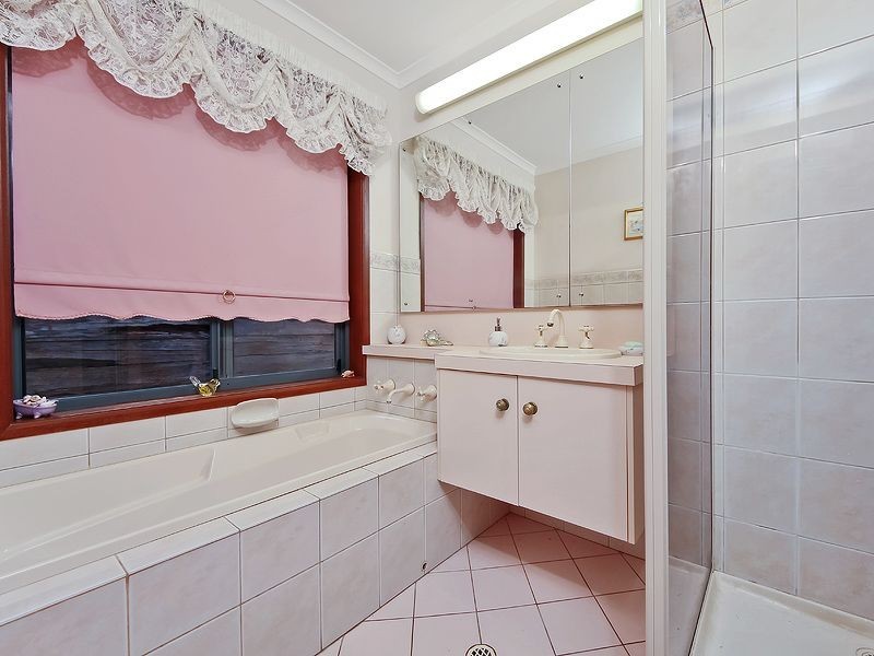 13 Ninnis Court, Greenwith SA 5125