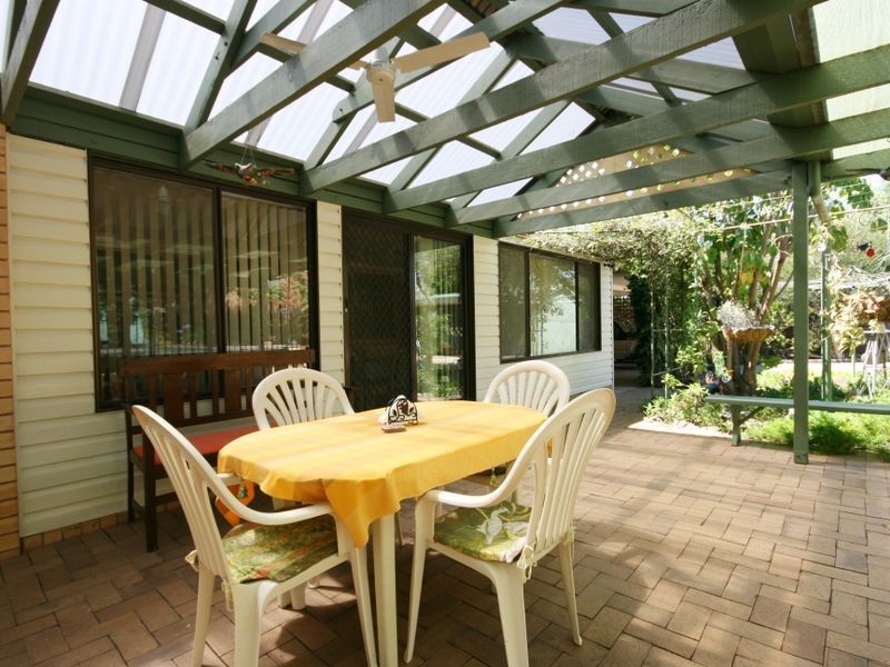 12 Lorna Road, Para Hills SA 5096