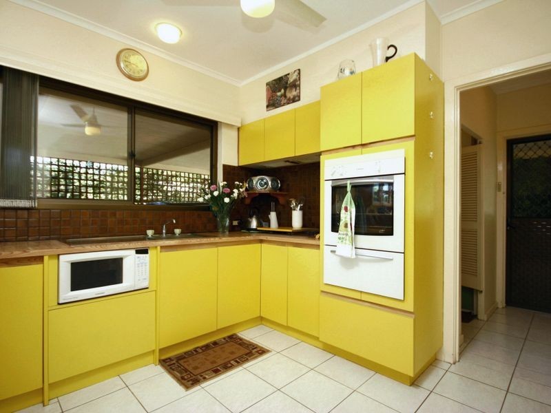 12 Lorna Road, Para Hills SA 5096