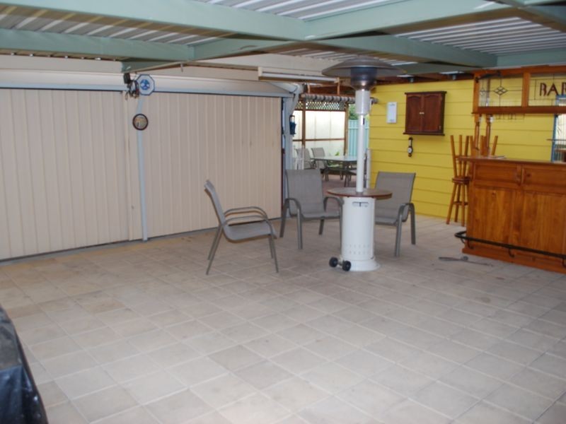 15 Rita Street, Para Hills West SA 5096