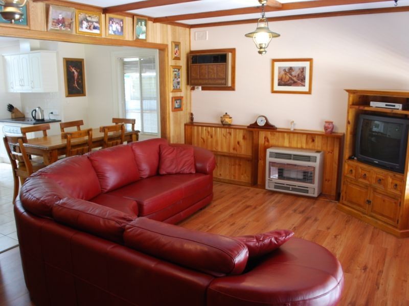 6 Ulaka Road, Ingle Farm SA 5098