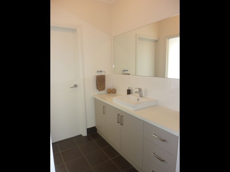 8 Kurt Way, Lewiston SA 5501