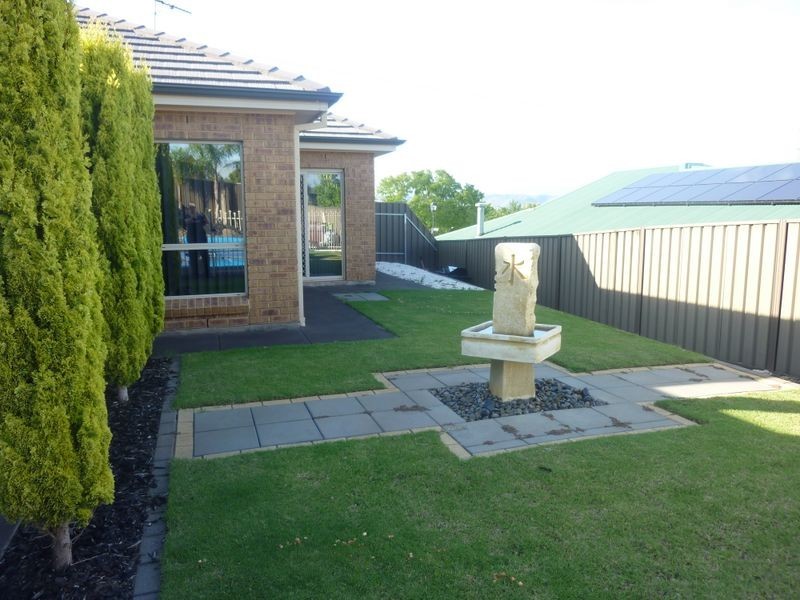 4 Caradoc Court, Golden Grove SA 5125