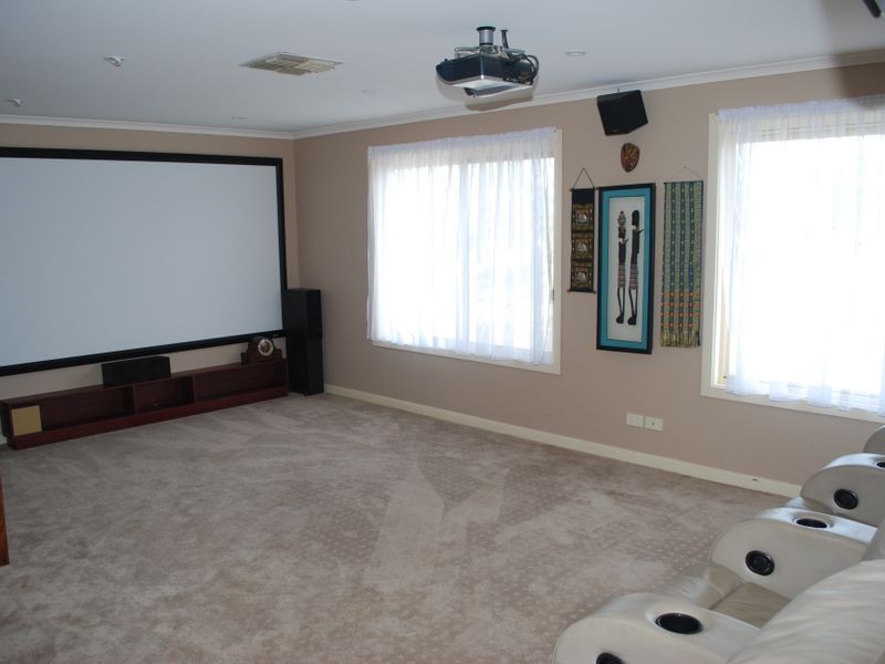 22 Abellia Avenue, Para Vista SA 5093