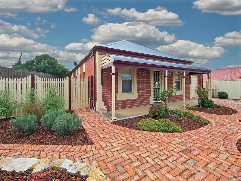 25 Silcock Circuit, Greenwith SA 5125