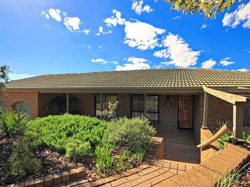 16 Glenarbon Court, Para Hills SA 5096