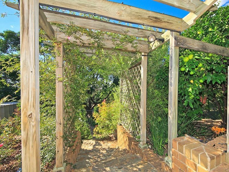 16 Glenarbon Court, Para Hills SA 5096