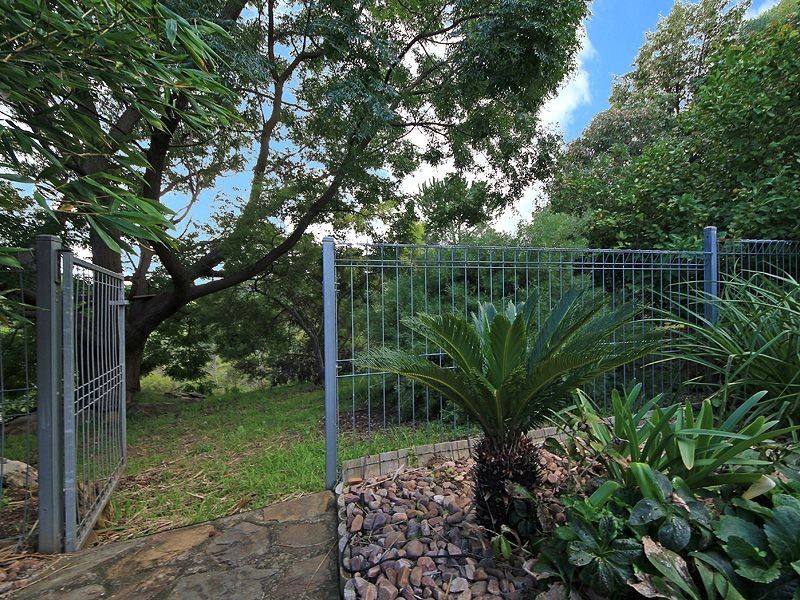 16 Glenarbon Court, Para Hills SA 5096
