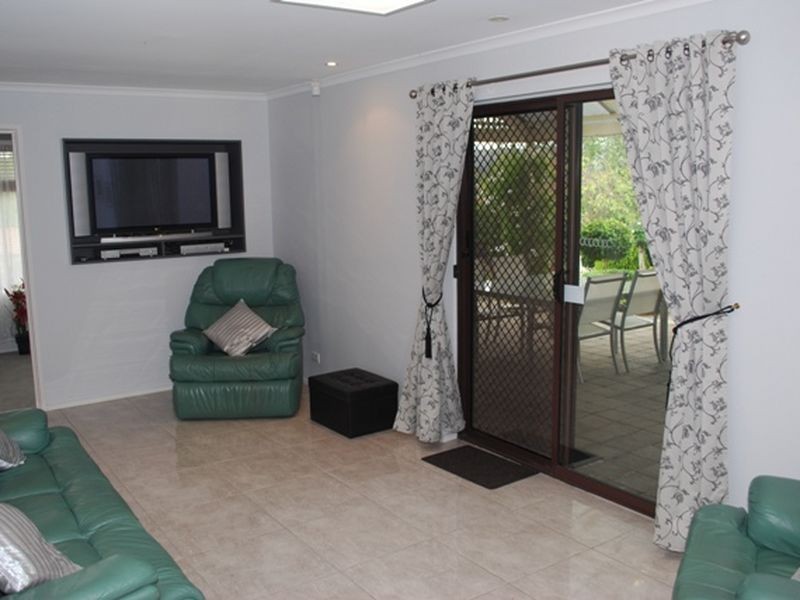 17 Pecos Court, Wynn Vale SA 5127