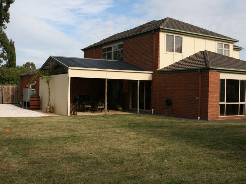 8 Myall Court, Golden Grove SA 5125