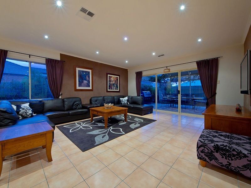 12 Legend Avenue, Walkley Heights SA 5098