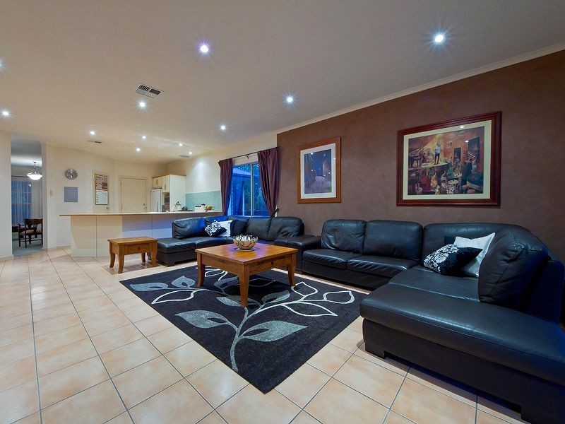 12 Legend Avenue, Walkley Heights SA 5098