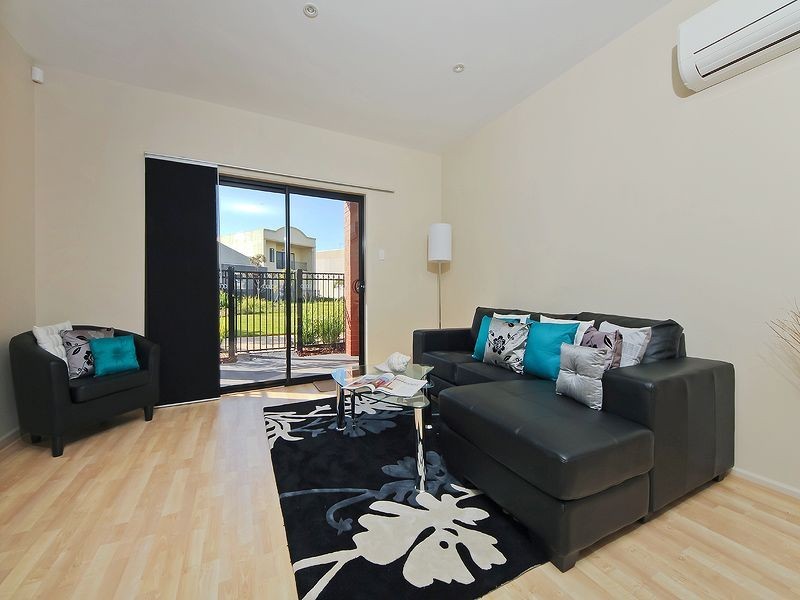 5/20 Macmillan Avenue, Mawson Lakes SA 5095