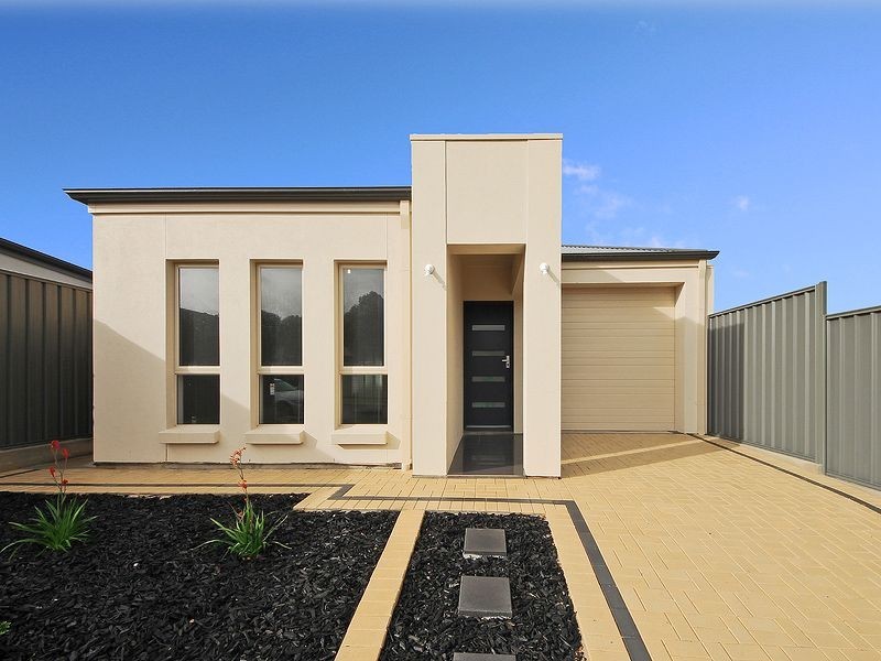 17 Stuart Street, Hillcrest SA 5086