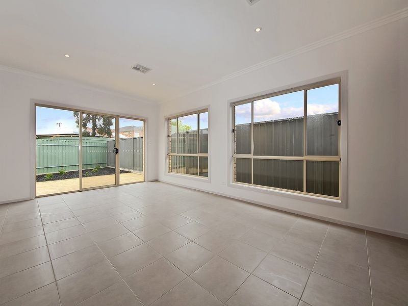 17 Stuart Street, Hillcrest SA 5086
