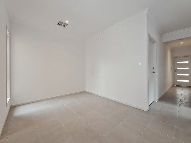 17 Stuart Street, Hillcrest SA 5086
