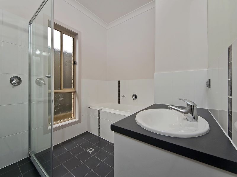 17 Stuart Street, Hillcrest SA 5086