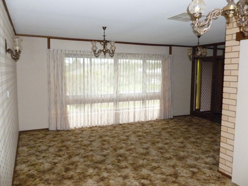 20 Silvermere Tce, Para Hills SA 5096