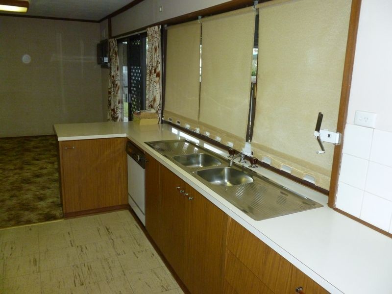 20 Silvermere Tce, Para Hills SA 5096