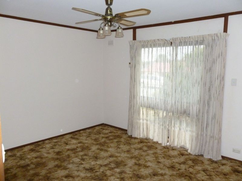 20 Silvermere Tce, Para Hills SA 5096