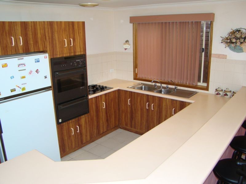 48 Brunswick Tce, Wynn Vale SA 5127