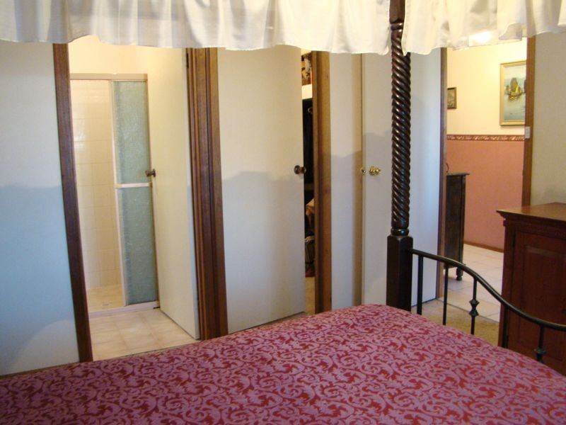 48 Brunswick Tce, Wynn Vale SA 5127