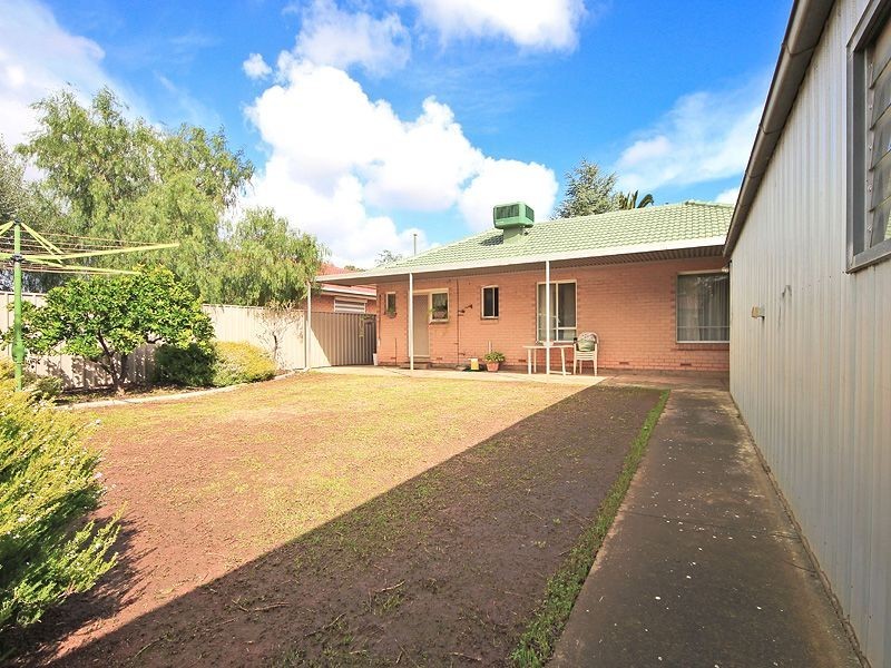 16 Harvey Drive, Salisbury East SA 5109