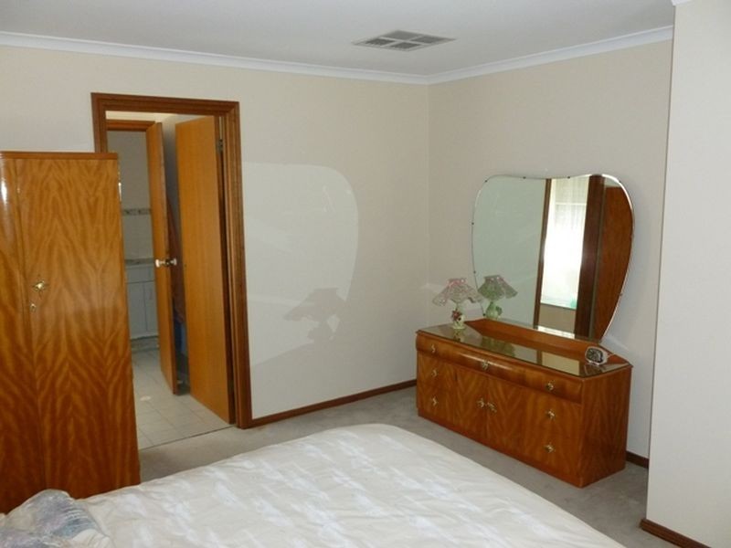 4 Ruse Court, Golden Grove SA 5125