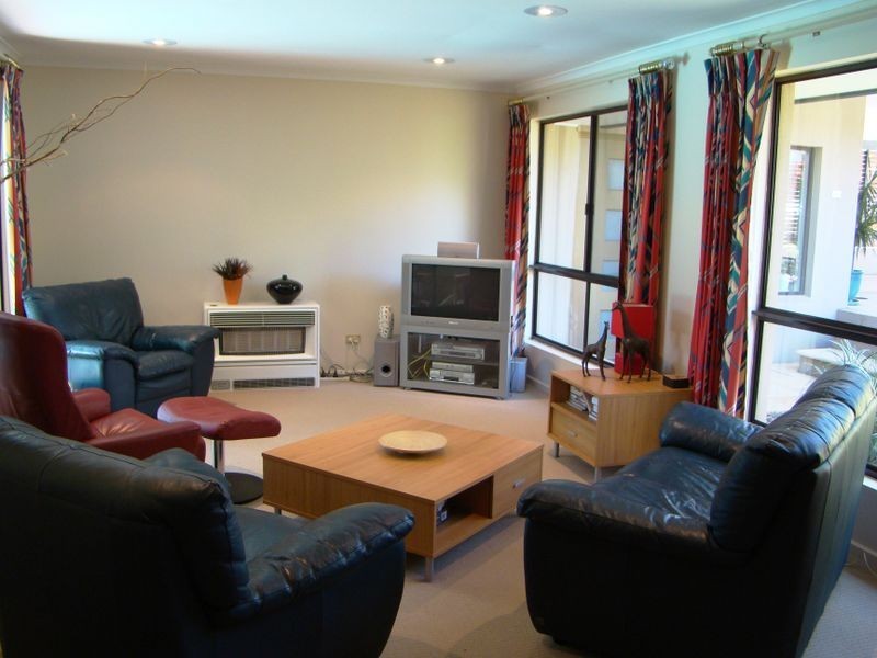 14 Cabernet Ave, Wynn Vale SA 5127
