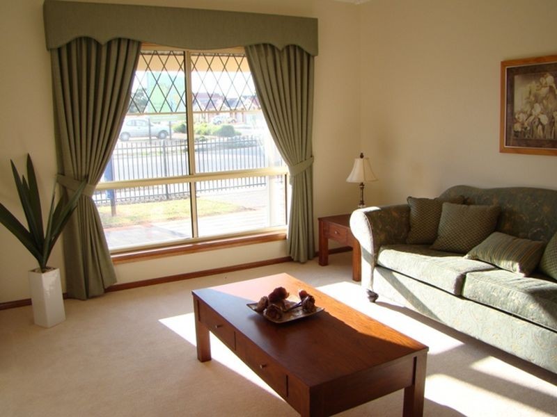 10 The Boulevard, Parafield Gardens SA 5107