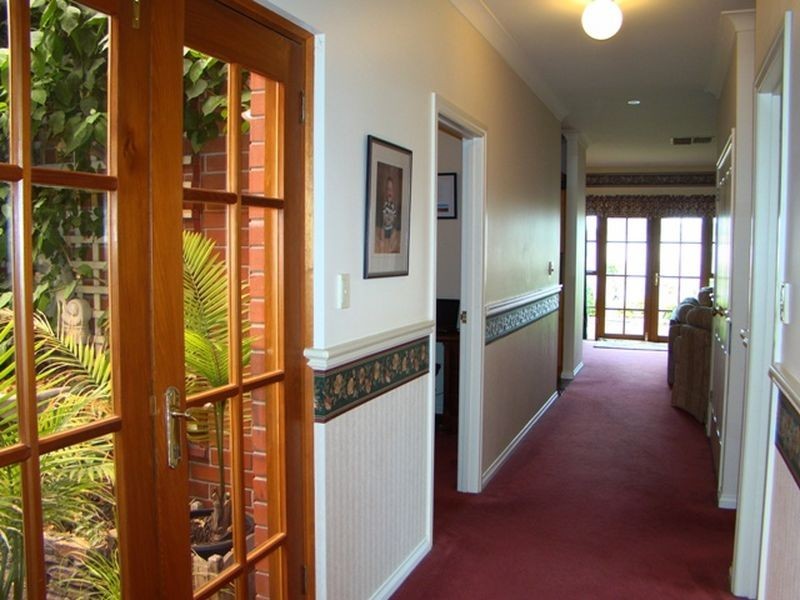 10 Persimmon Grove, Golden Grove SA 5125