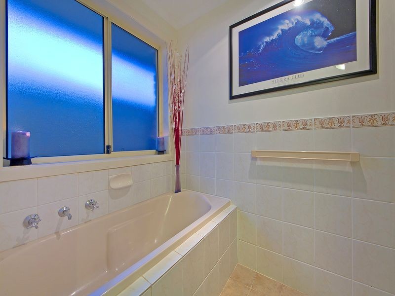 5 Farmhouse Avenue, Walkley Heights SA 5098