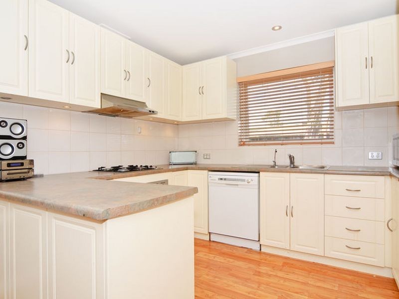 5 Golden Court, Paralowie SA 5108