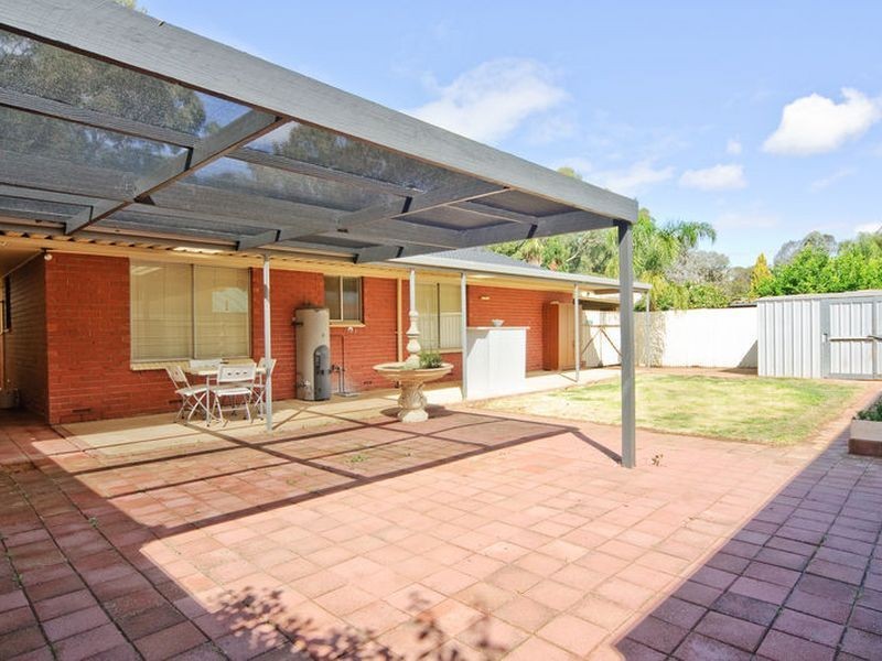 5 Golden Court, Paralowie SA 5108