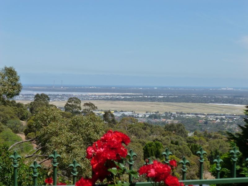 10 Teakle Court, Wynn Vale SA 5127