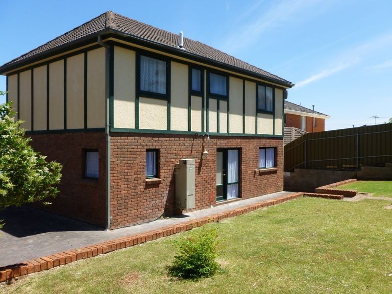 10 Teakle Court, Wynn Vale SA 5127