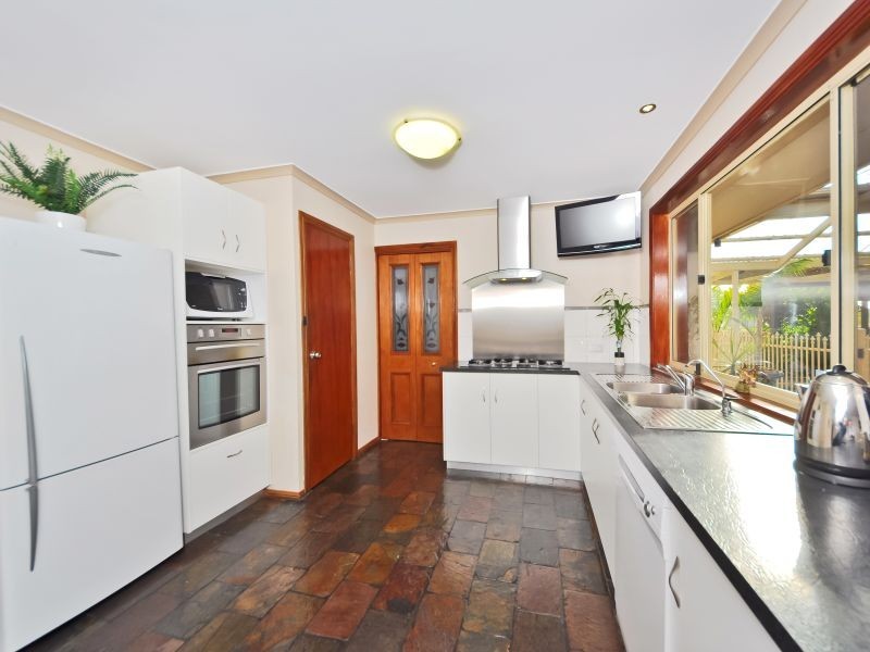 18 Summer Hill Court, Wynn Vale SA 5127