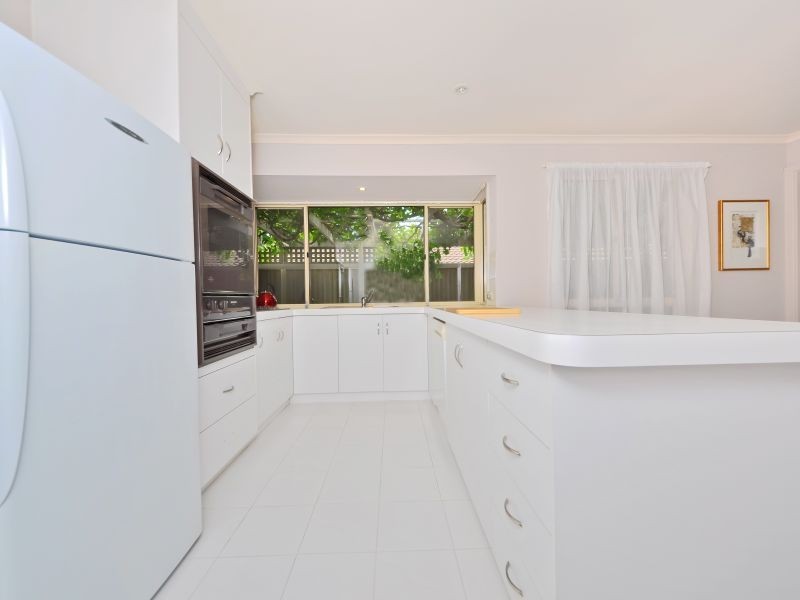6 Harmer Court, Wynn Vale SA 5127