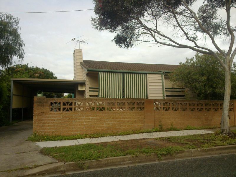 18 Ridgeway Ave, Enfield SA 5085