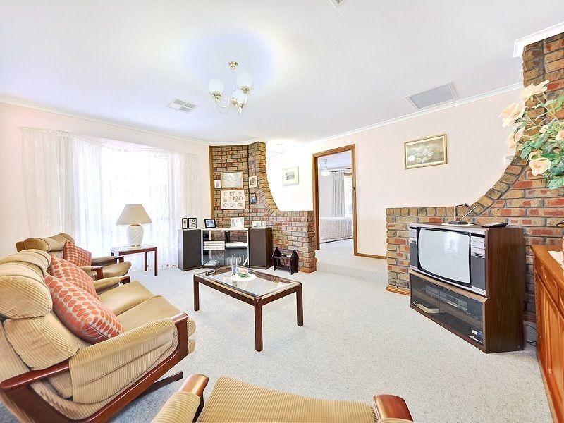 12 Baldwin Court, Wynn Vale SA 5127