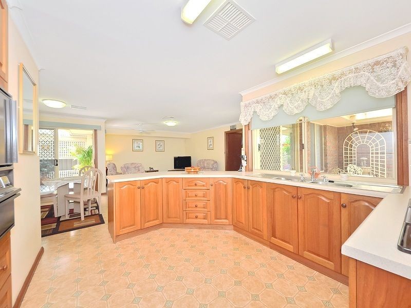 12 Baldwin Court, Wynn Vale SA 5127