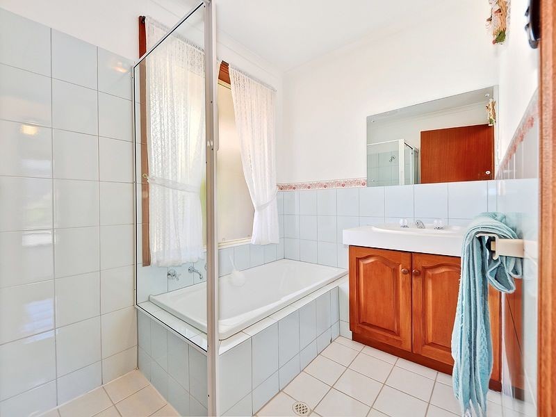 12 Baldwin Court, Wynn Vale SA 5127