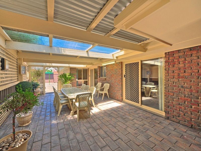 12 Baldwin Court, Wynn Vale SA 5127