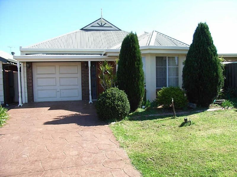 21 Christiana Cres, Wynn Vale SA 5127