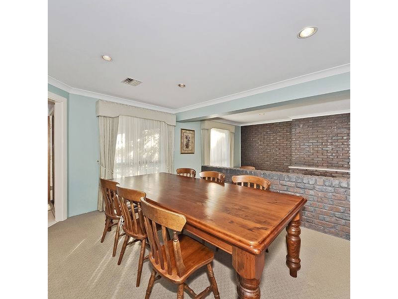 7 Viewpoint Court, Wynn Vale SA 5127