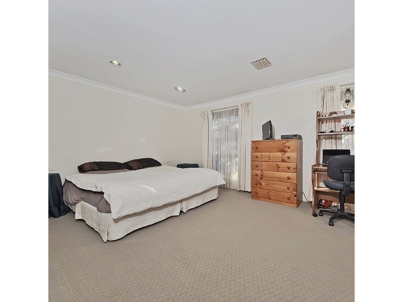 7 Viewpoint Court, Wynn Vale SA 5127