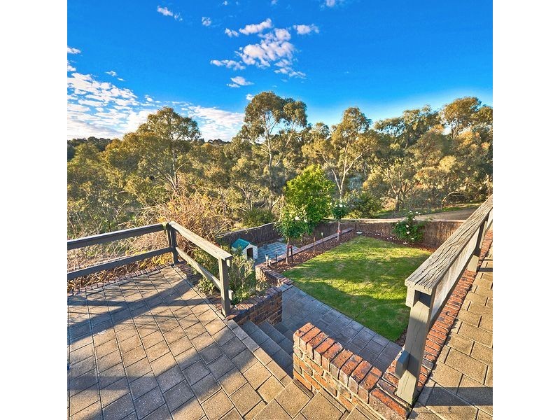 7 Viewpoint Court, Wynn Vale SA 5127